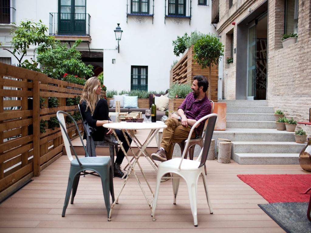 Toc Hostel Sevilla Exterior photo
